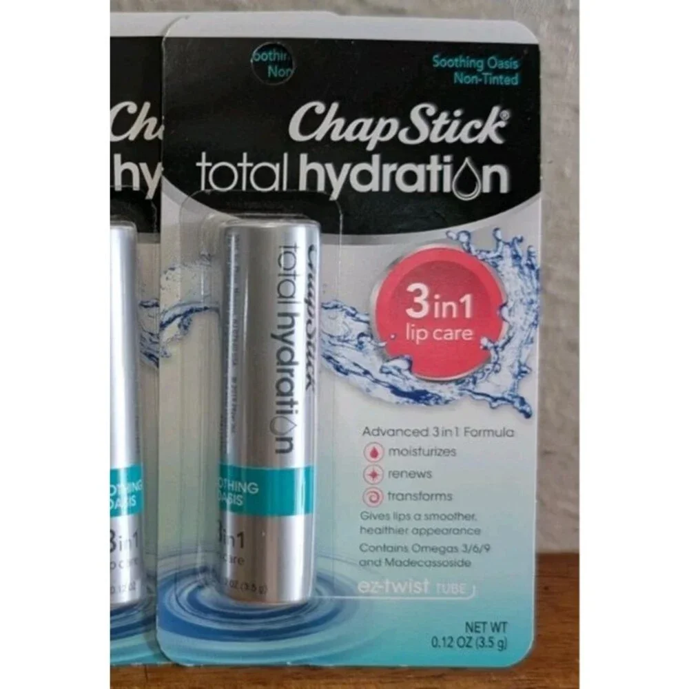 Chapstick Total Hydration 3-In-1 SOOTHING OASIS Non-Tinted Discontinued